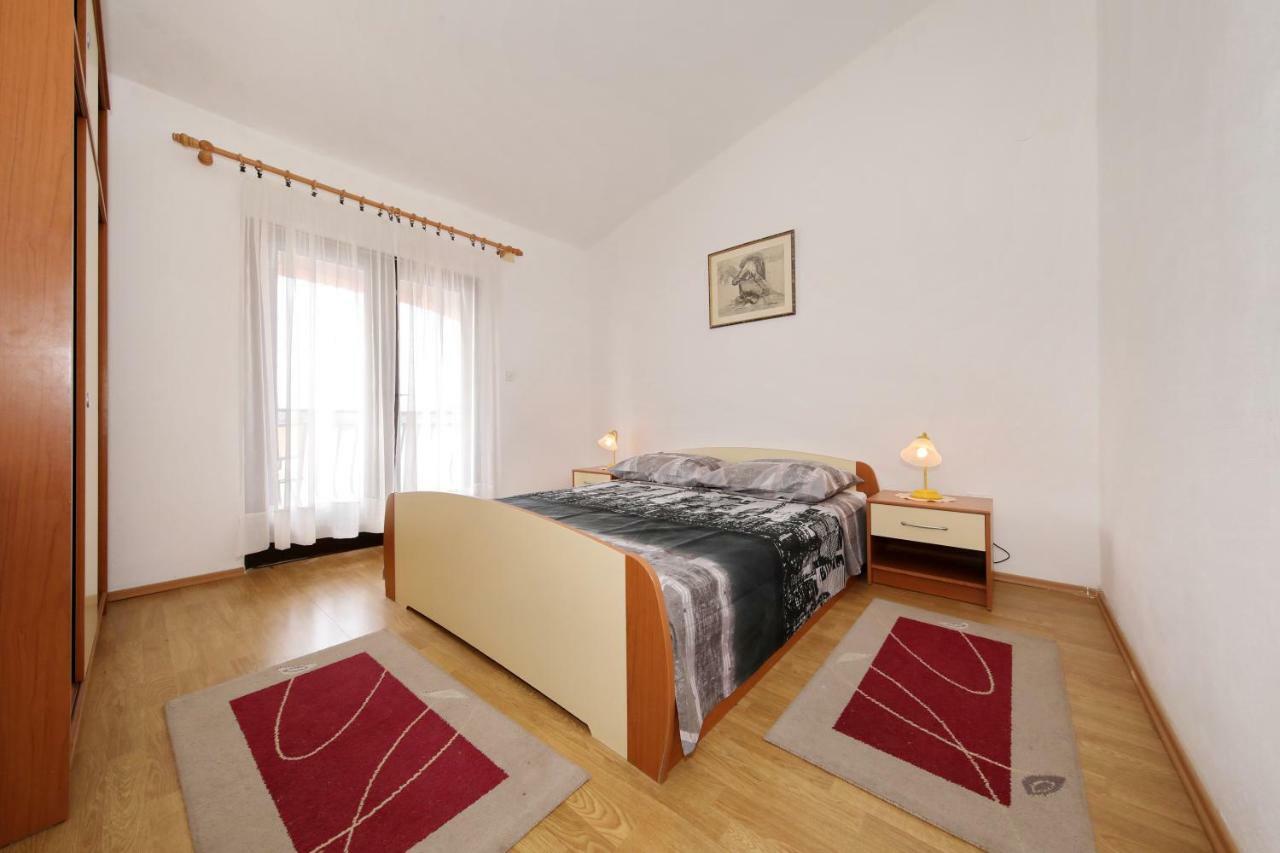 Apartment Marica Spadina Tisno Exterior photo